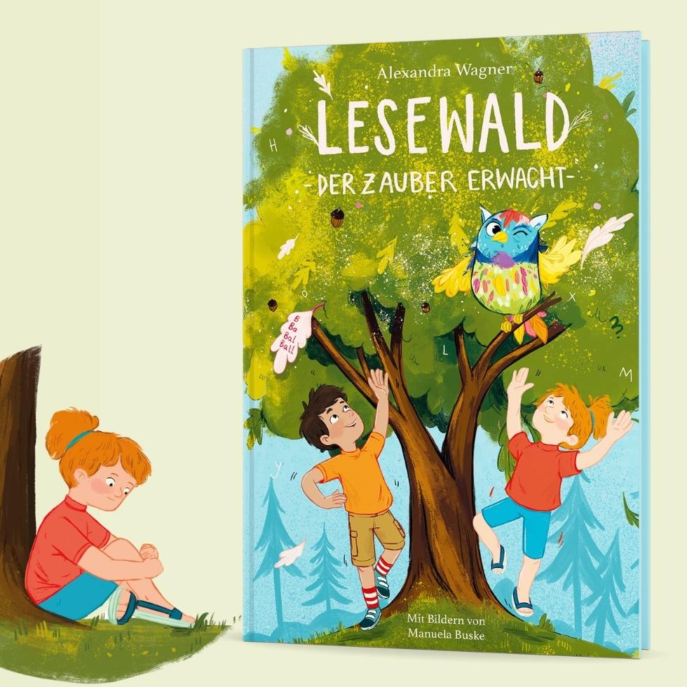 Kinderbuch über Leseangst "Lesewald, Der Zauber erwacht" vor hellgrünem Grund, Illu eines geknickten Mädchens daneben