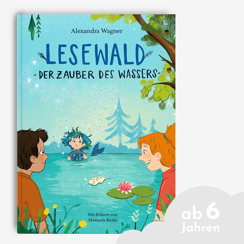 Leselernbuch "Lesewald, Der Zauber des Wassers" vor grauem Hintergrund mit Wolkengrafik und Schrift ab 6 Jahren