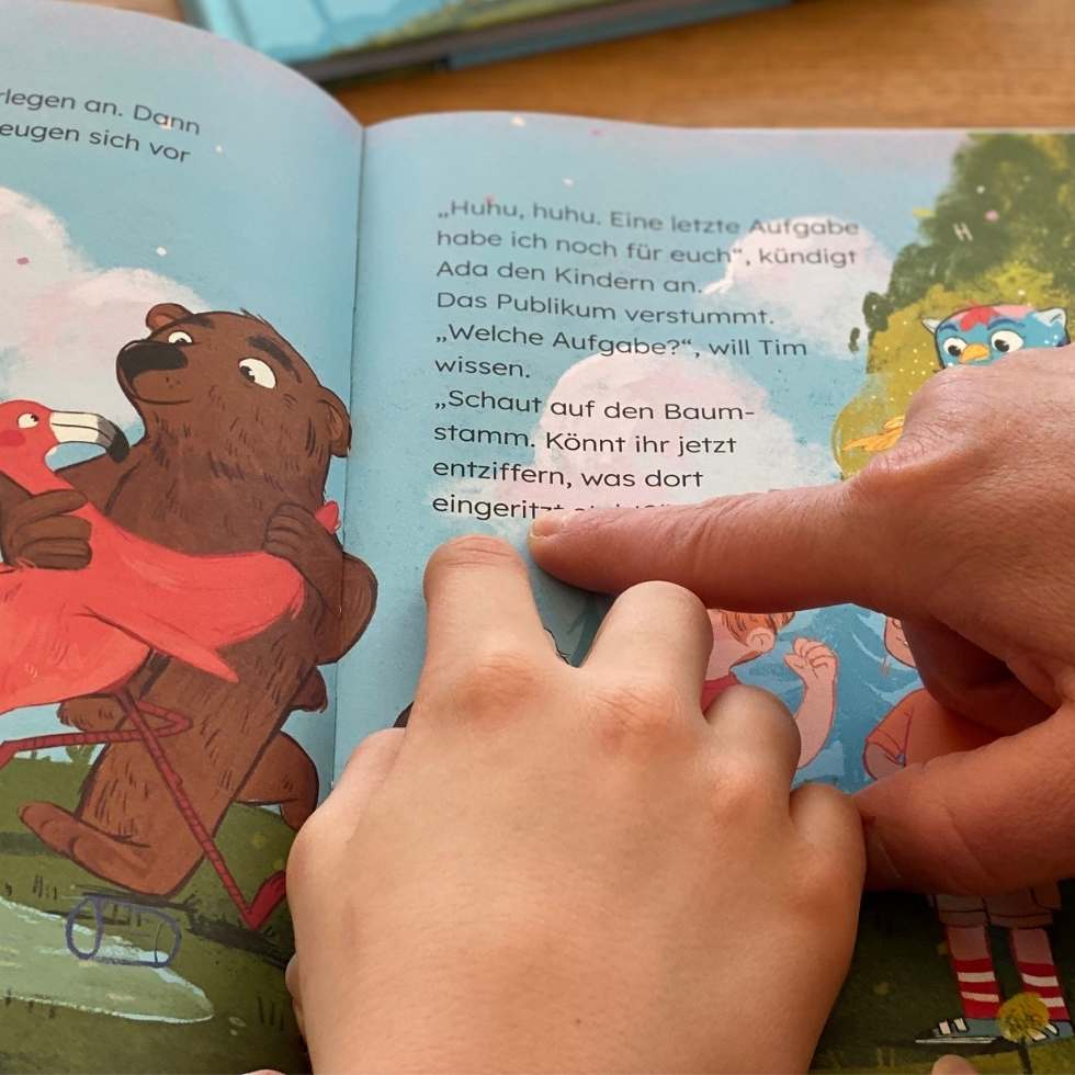 Lesen lernen: Wie du deinem Kind beim Lesestart hilfst